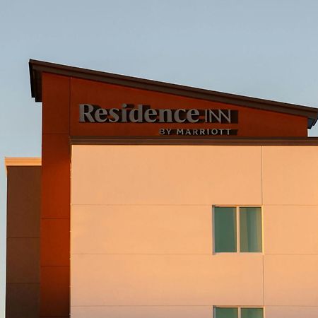 Residence Inn By Marriott Tampa 卫斯理堂 外观 照片