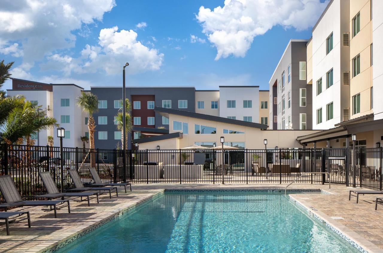 Residence Inn By Marriott Tampa 卫斯理堂 外观 照片